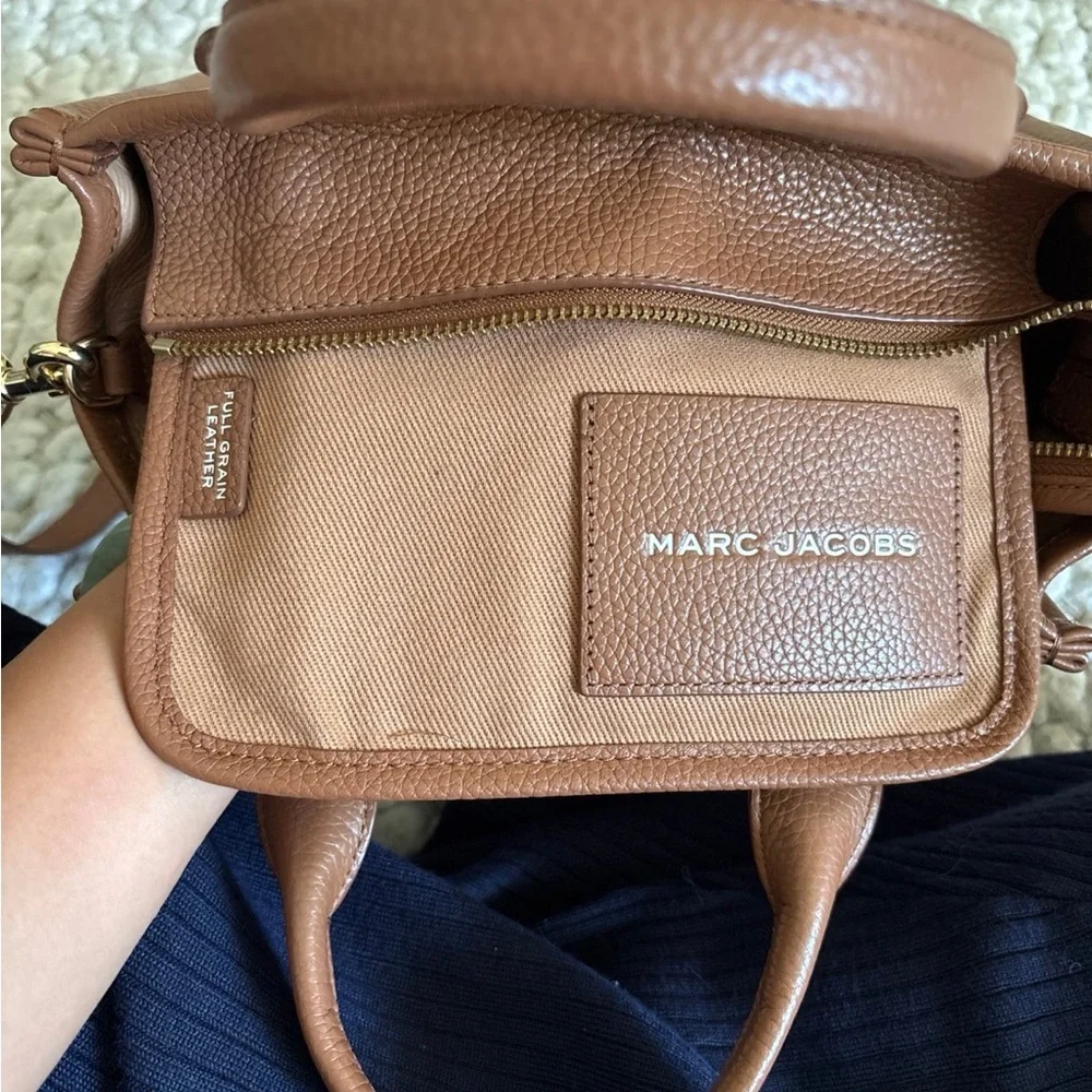 Marc Jacobs Tan Leather Tote Bag - Picture 5 of 8